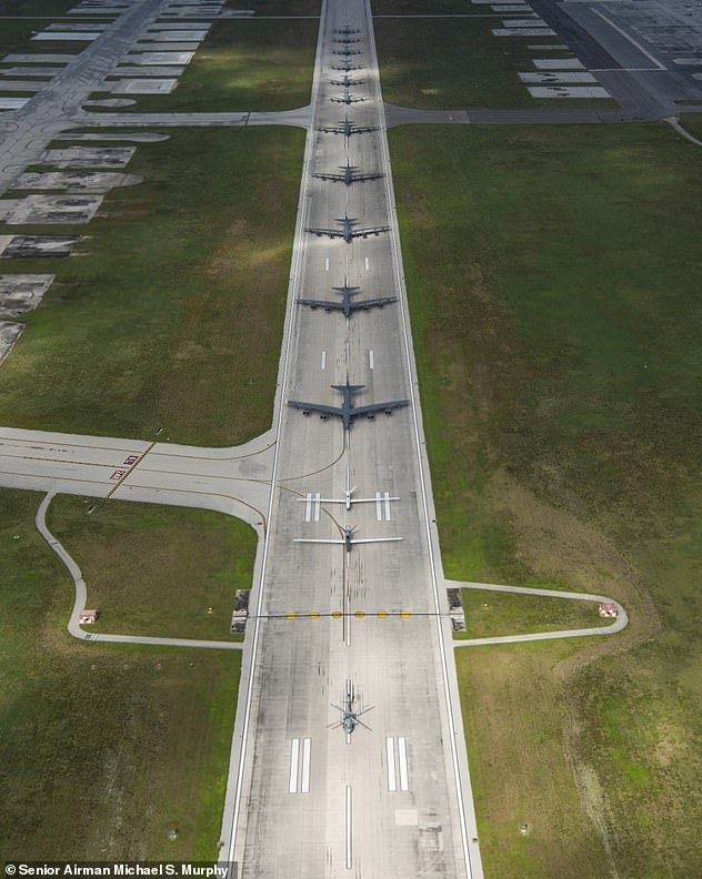 Quan doi My o Thai Binh Duong anh 3