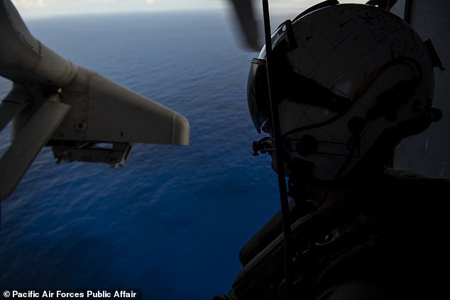 Quan doi My o Thai Binh Duong anh 6