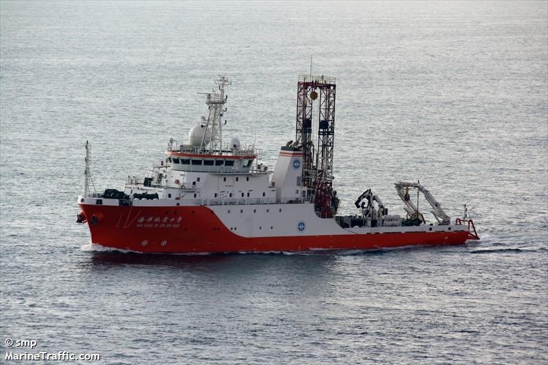 Tranh chap Bien Dong anh 1