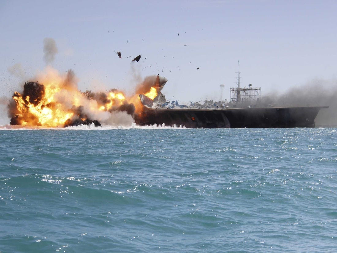 Iran che tao tau san bay gia de tap ban giua cang thang voi My hinh anh