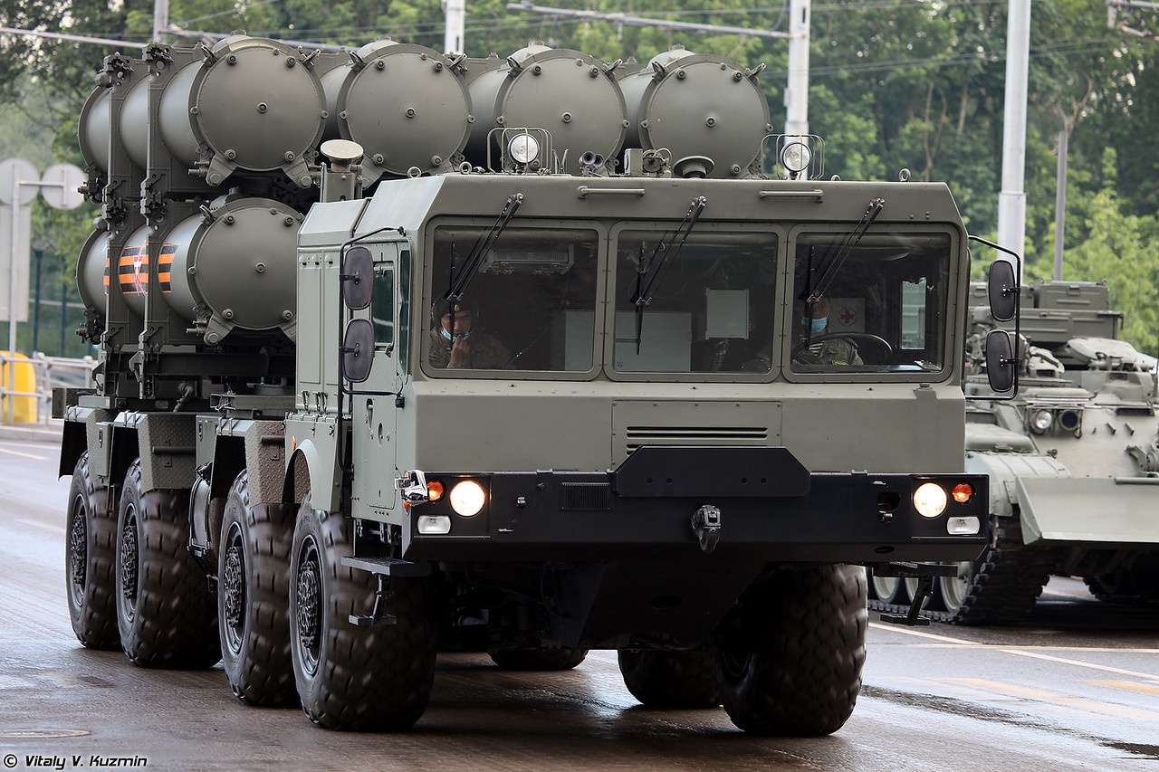 Nga khoe loat vu khi toi tan tai le duyet binh hinh anh