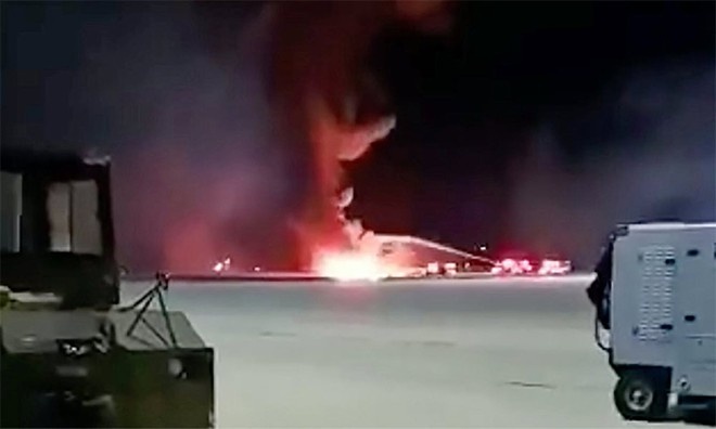 F-16 lao xuong dat, phi cong Khong quan My tu nan hinh anh