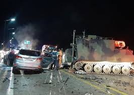 Xe boc thep quan doi va cham oto, My dung huan luyen o Han Quoc hinh anh