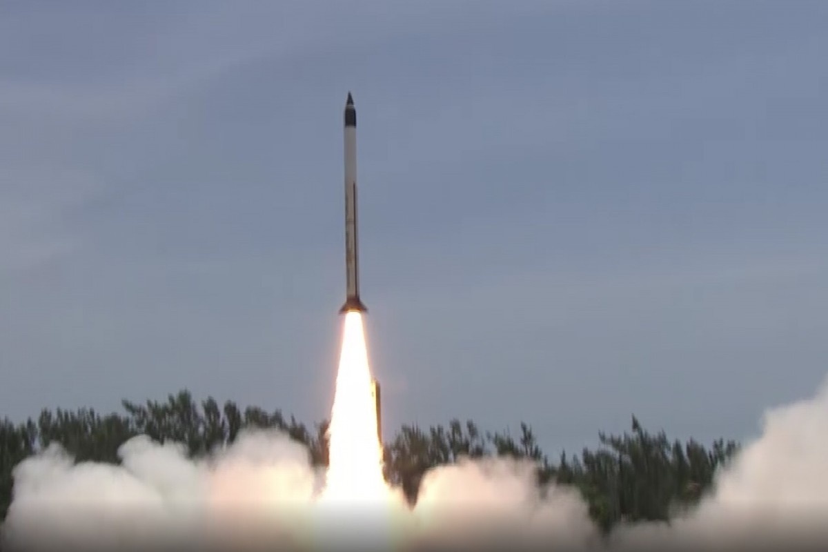 Giua luc cang thang voi Trung Quoc, An Do thu ten lua sieu vuot am hinh anh