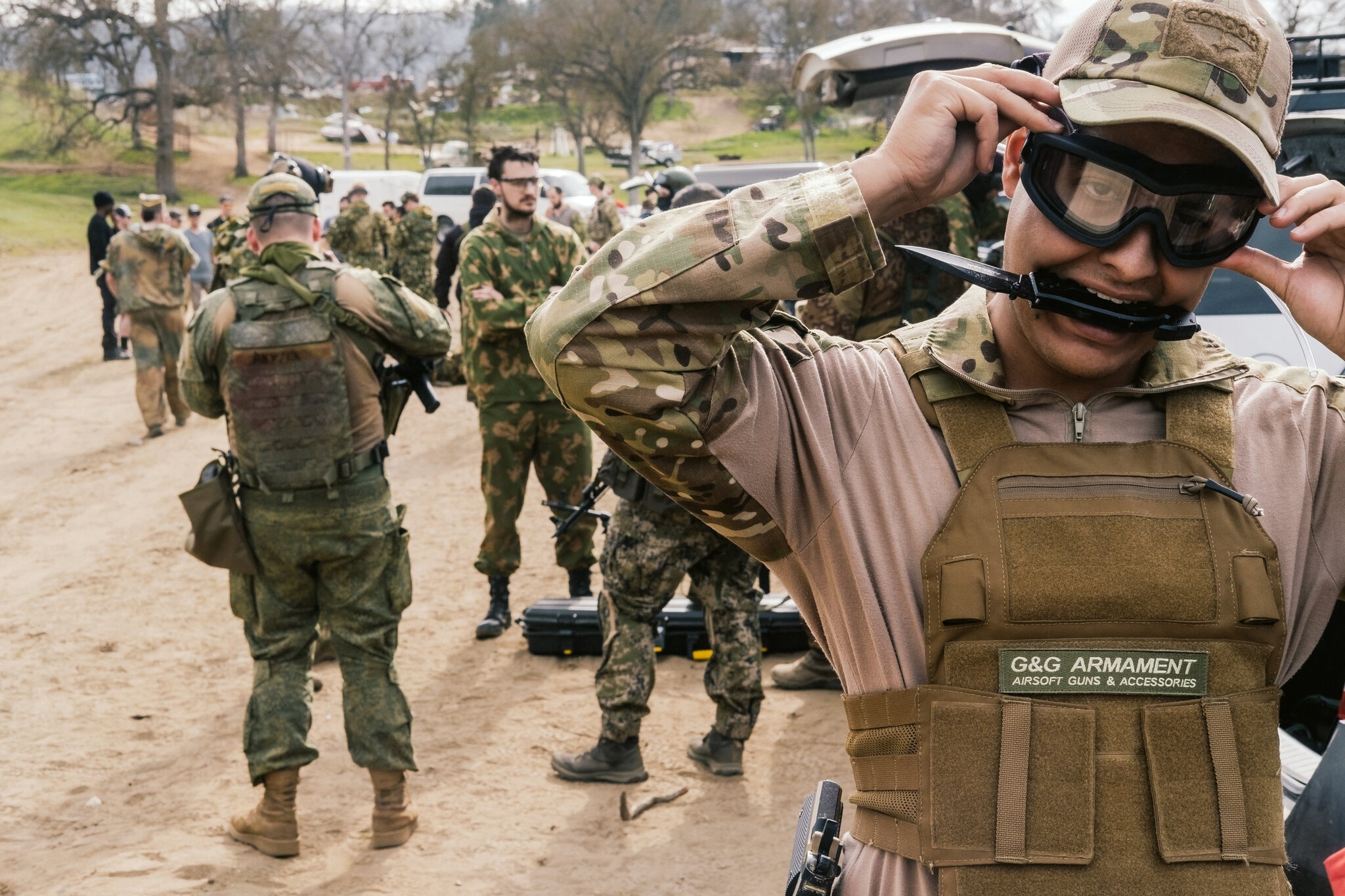 Ben trong the gioi chien tranh gia cua MilSim West hinh anh