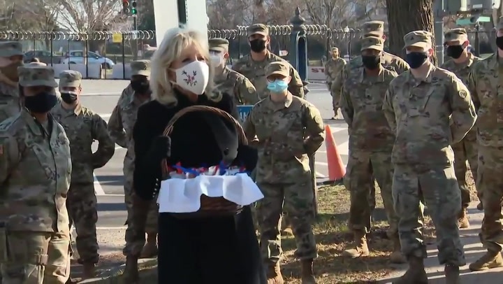 Tan de nhat phu nhan My toi tham Ve binh Quoc gia hinh anh