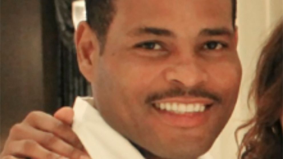 Canh sat My bi nghi danh chet nguoi da den hinh anh