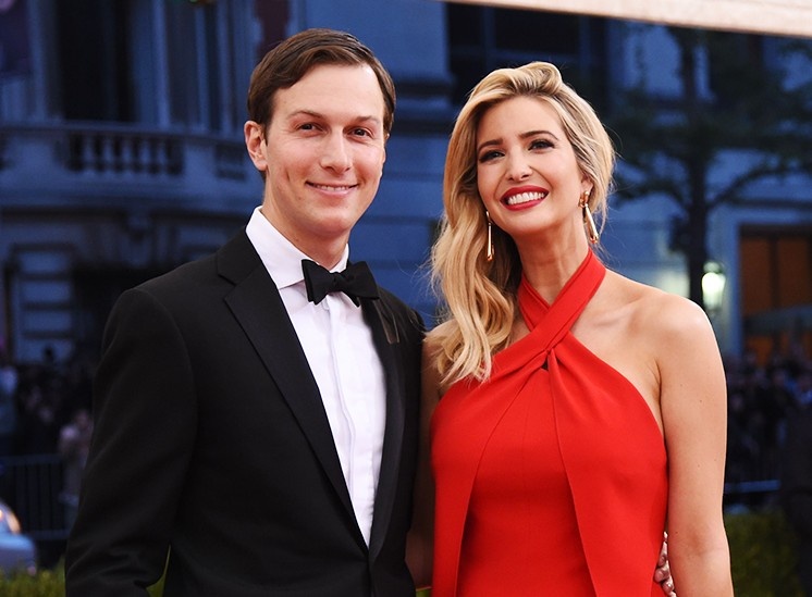 Con re ong Trump lan dau mo loi ve Tong thong Biden hinh anh