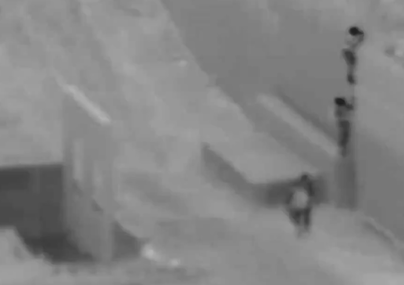 Vuot bien vao My anh 1