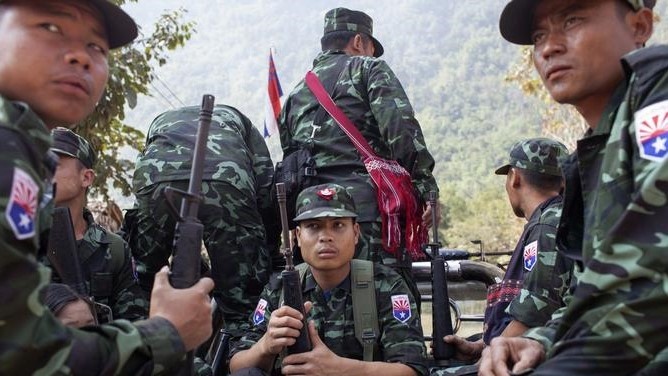 Luc luong Karen thua nhan tan cong don quan su Myanmar hinh anh