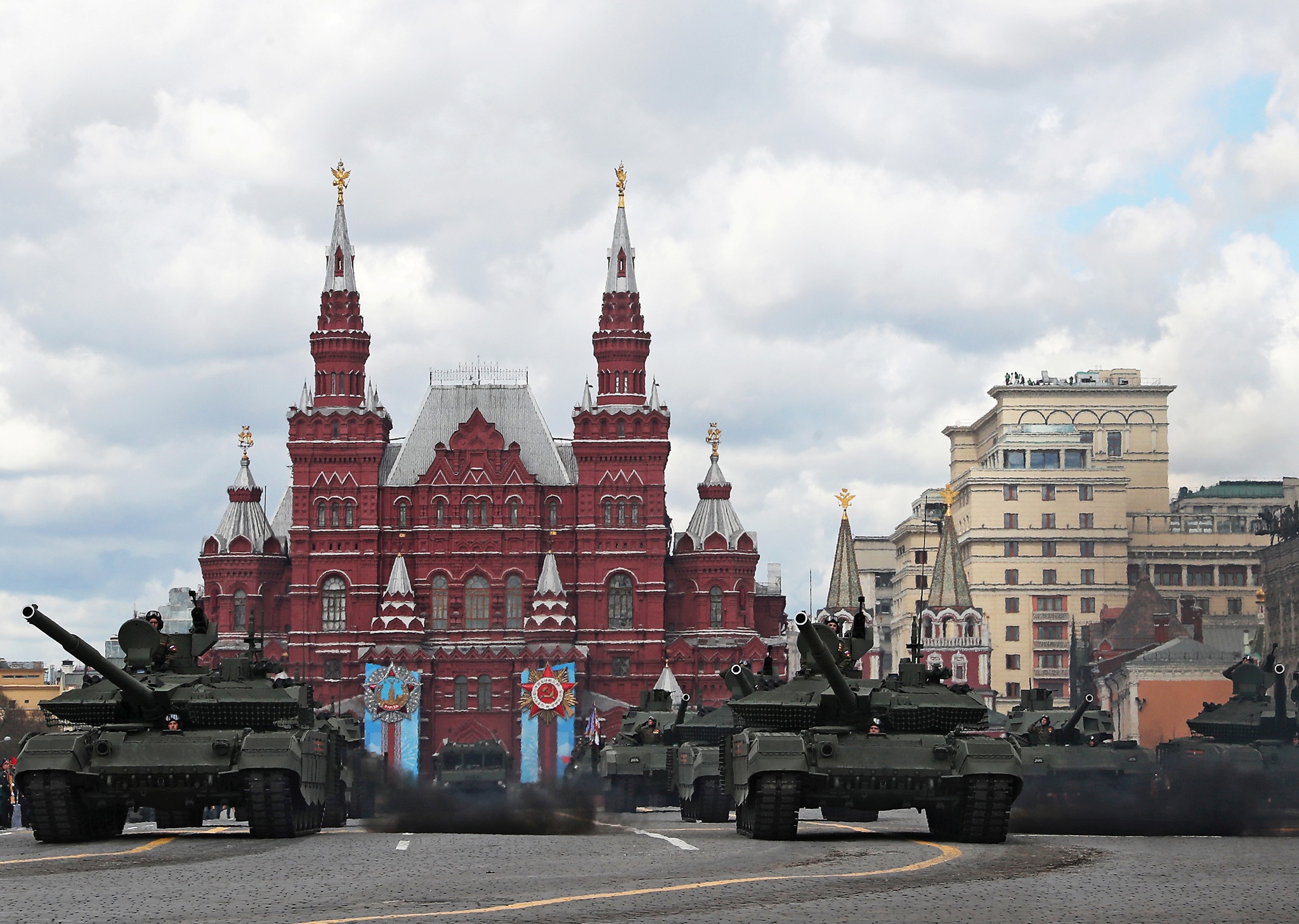 Duyet binh ngay 9/5 anh 1