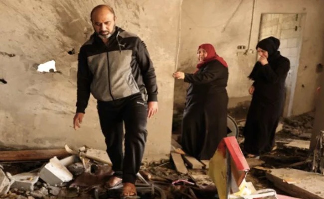 Chuan bi an trua, ca gia dinh o Gaza tu nan vi trung rocket cua Israel hinh anh