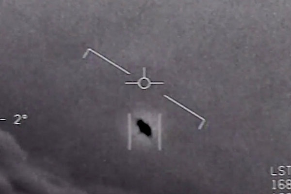 Vat the bay khong xac dinh anh 3