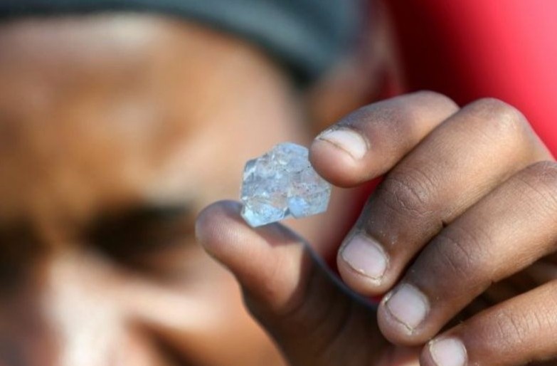 Da xac dinh duoc vien da la gay con sot kim cuong o Nam Phi hinh anh