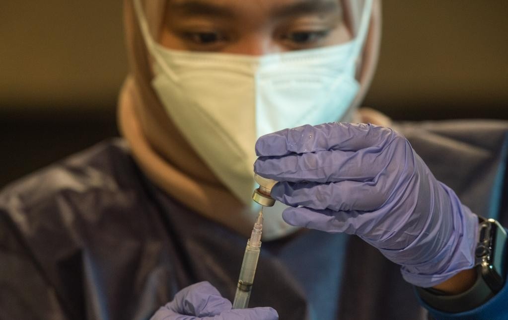 Quoc gia dau tien o Dong Nam A vuot moc 80.000 ca tu vong vi Covid-19 hinh anh