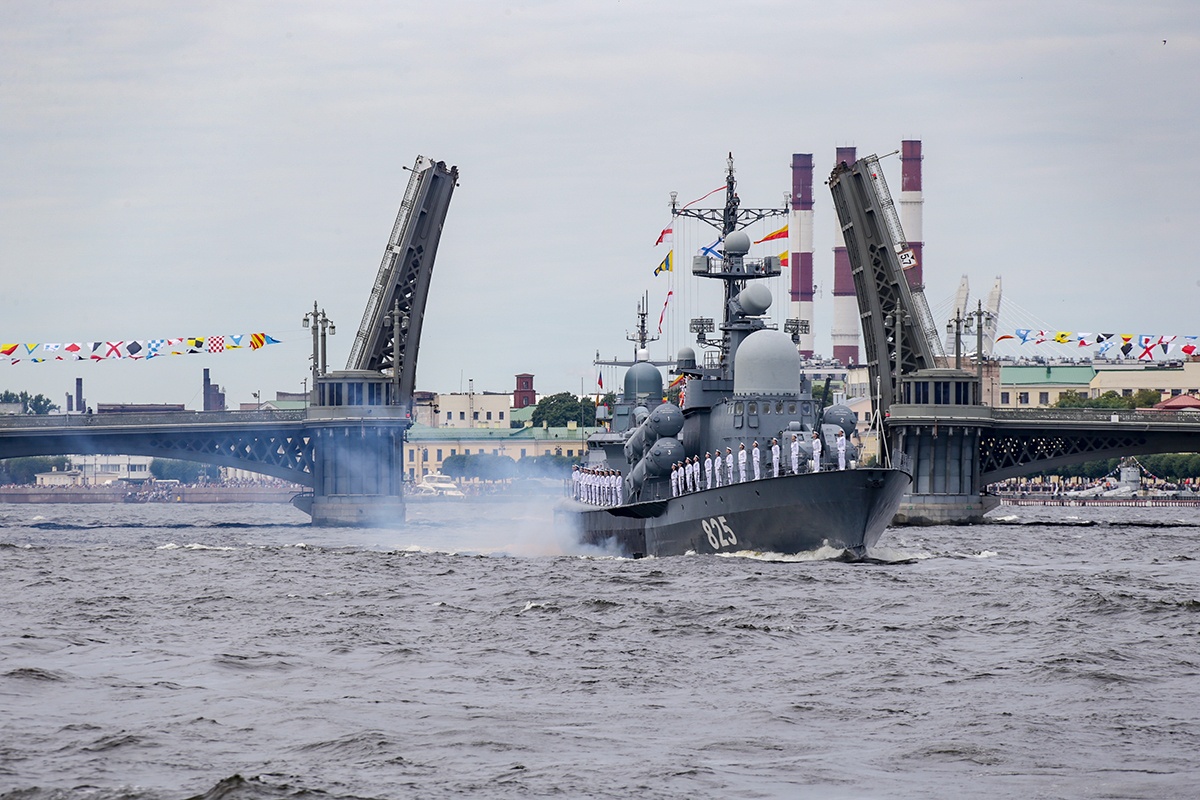 Nga duyet binh hai quan anh 3