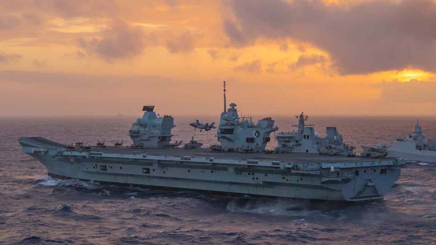 Tau san bay Anh lan dau tap tran cung tau Nhat Ban hinh anh