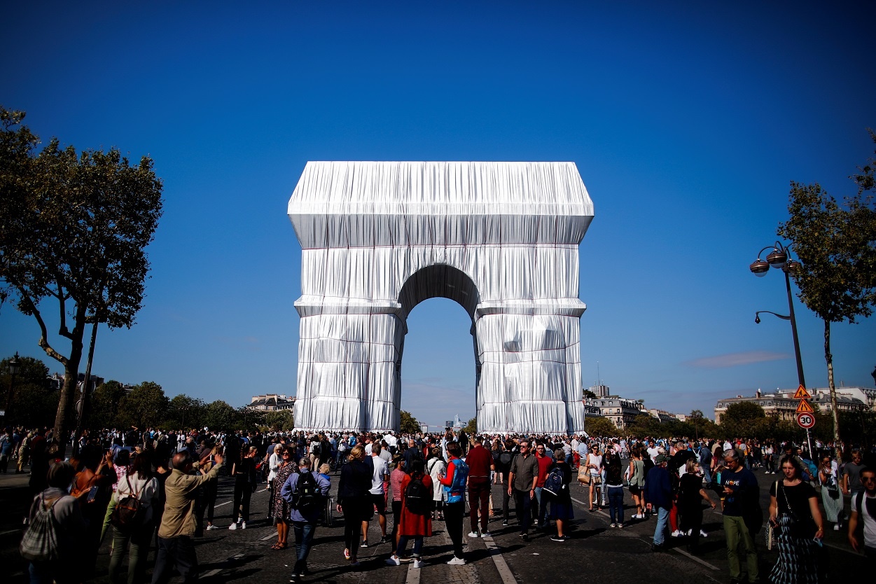 Vi sao Khai Hoan Mon duoc boc vai? hinh anh