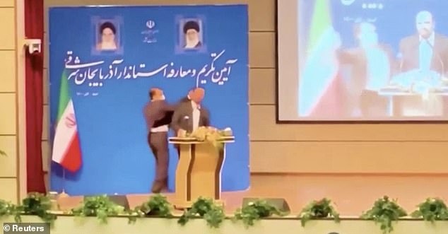 Thong doc o Iran bi tat tai le nham chuc hinh anh