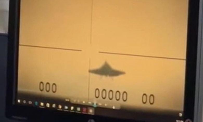 Ro ri video quay lai khoanh khac F-35 cua My lao xuong Bien Dong hinh anh