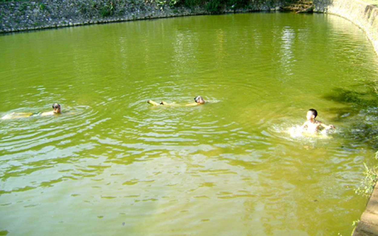 Ru nhau di tam ao, 3 anh em ruot chet duoi thuong tam hinh anh