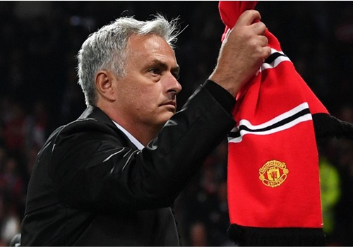 Jose Mourinho o lai la hiem hoa cua MU? hinh anh