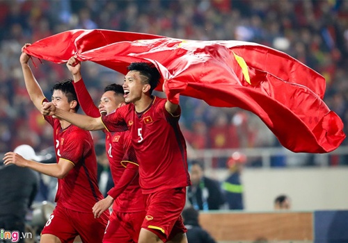 Viet Nam hoc gi tu cach Nhat Ban lam bong da tre? hinh anh