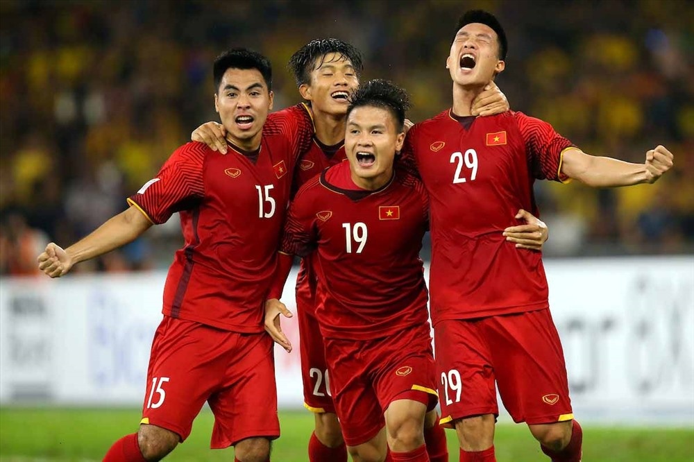 ĐT Việt Nam sau chức vô địch AFF Cup ảnh 5 DT Viet Nam sau chuc vo dich AFF Cup anh 5