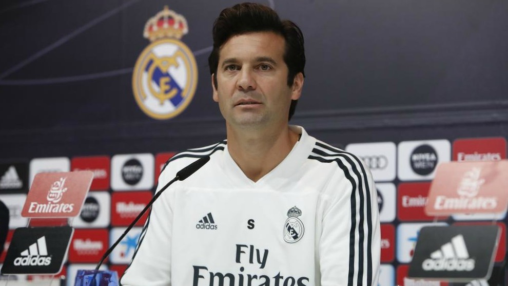 Cầu thủ biến chất phản bội HLV ảnh 1 Cau thu bien chat phan boi HLV anh 1