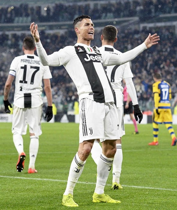 Ronaldo chuẩn bị tái ngộ Atletico Madrid ảnh 4 Ronaldo chuan bi tai ngo Atletico Madrid anh 4