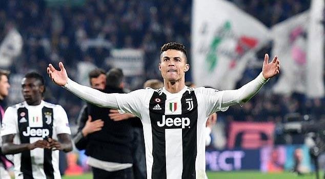 Thế giới ngả mũ trước Cristiano Ronaldo ảnh 4 The gioi nga mu truoc Cristiano Ronaldo anh 4