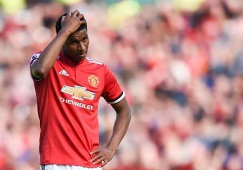 Tai sao Old Trafford lien tiep bi that thu? hinh anh