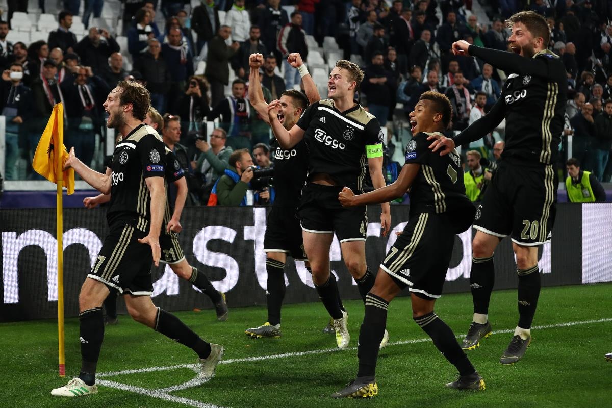 Ban ket Tottenham - Ajax anh 1