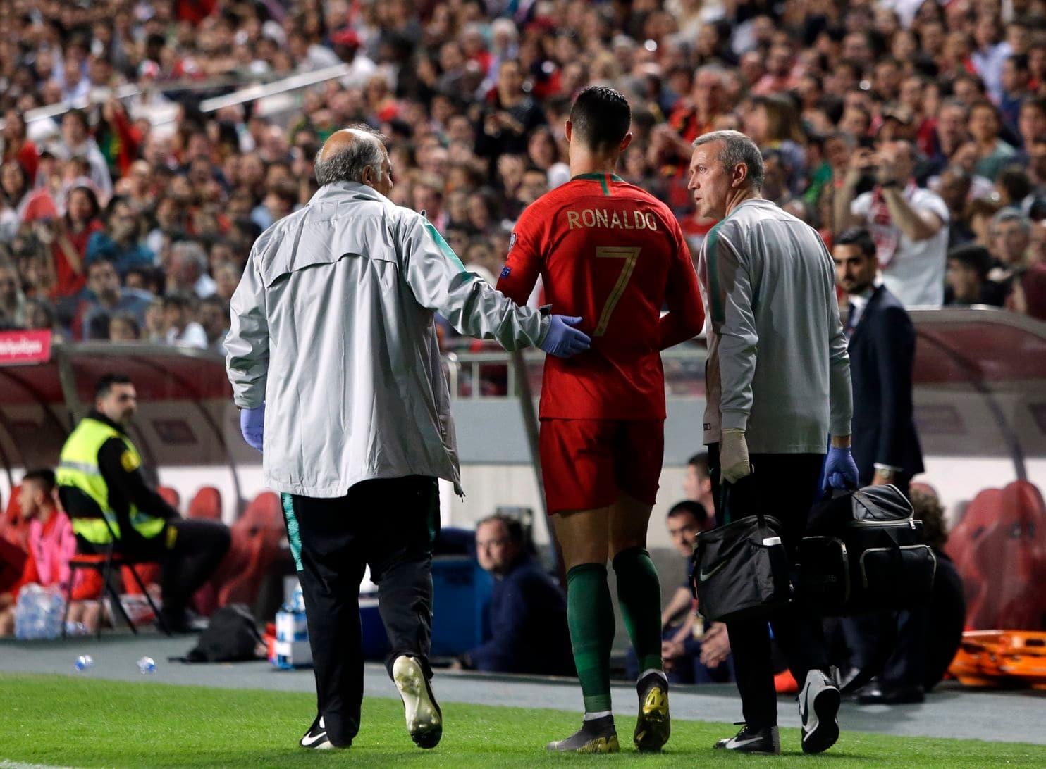 Ronaldo tái xuất ở đội tuyển quốc gia ảnh 2 Ronaldo tai xuat o doi tuyen quoc gia anh 2