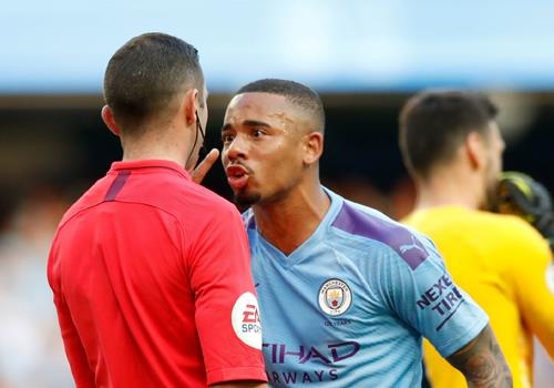 Co am muu chong lai Man City? hinh anh