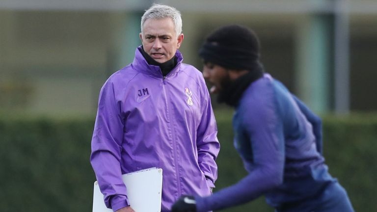 Jose Mourinho trước ngày trở lại ảnh 2 Jose Mourinho truoc ngay tro lai anh 2