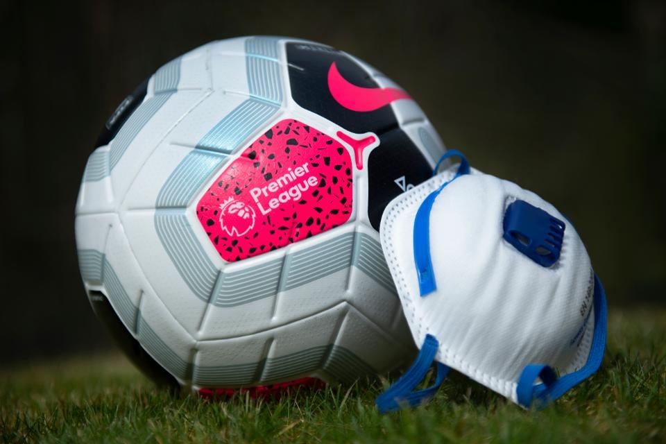 Tai sao Premier League khong nen som tro lai? hinh anh