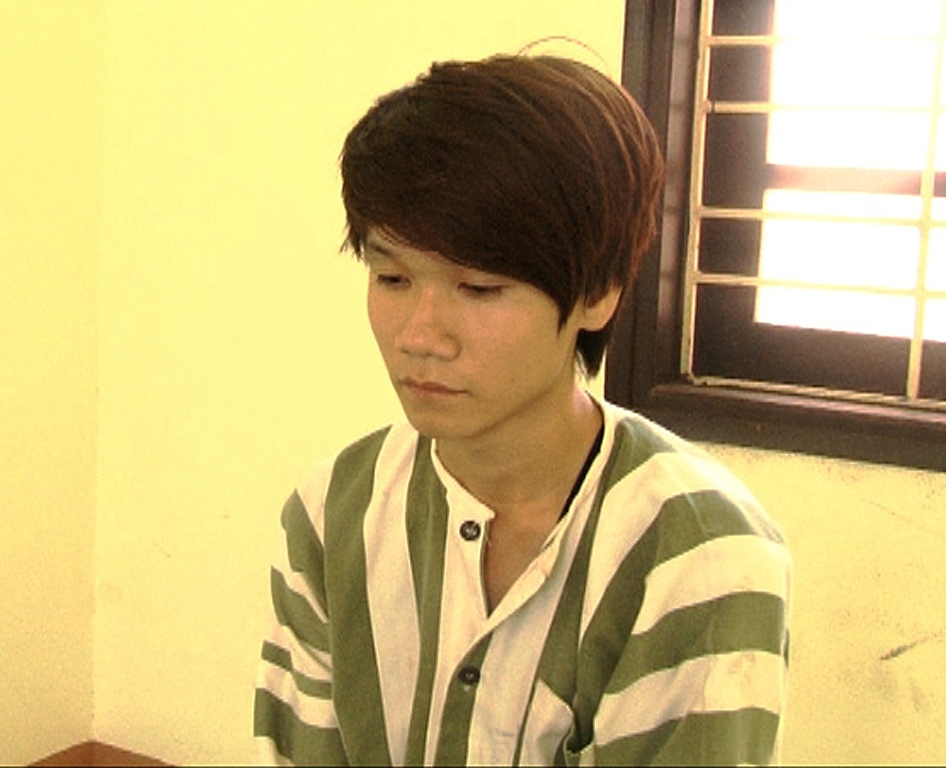 Ga trai dung Facebook lua co gai 19 tuoi hinh anh