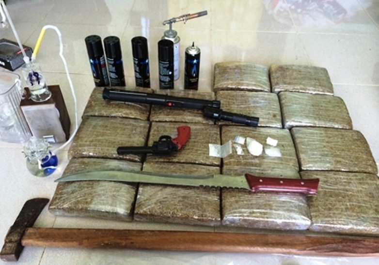 Xay nha giua dong, lap camera de tang tru ma tuy hinh anh