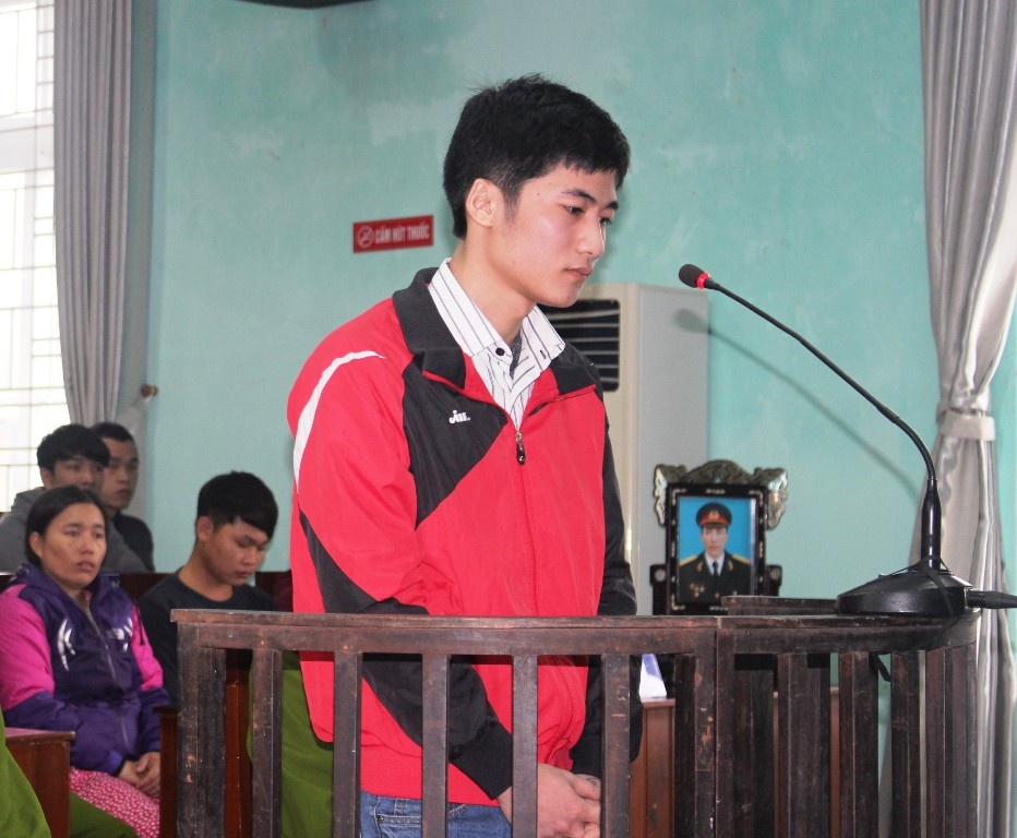 Hung thu dam chet nhan vien trong xe linh 18 nam tu hinh anh