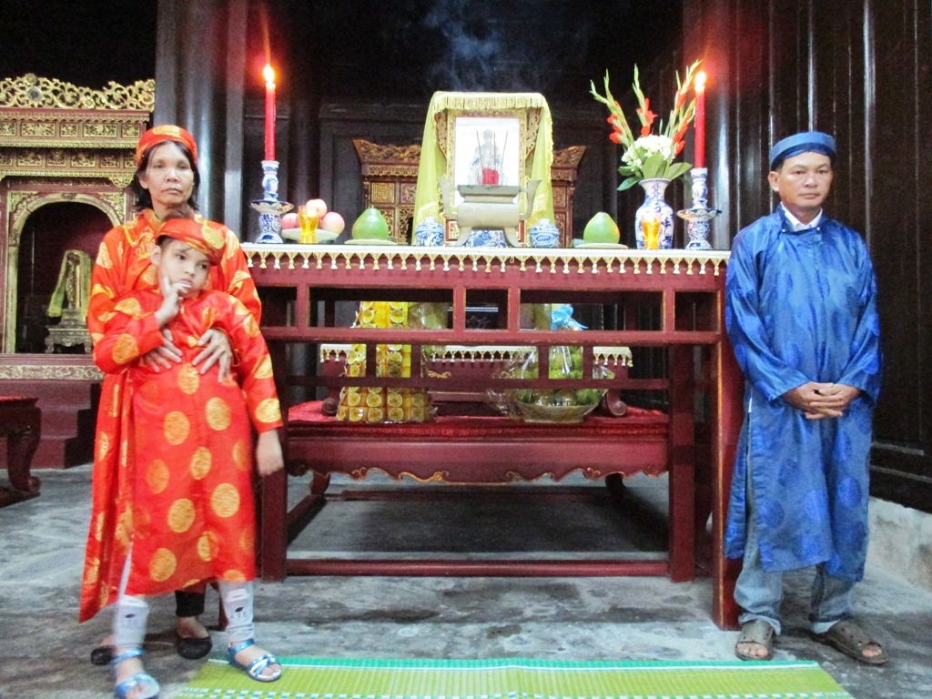 Chau noi vua Thanh Thai lan dau tien ve thap nhang to tien hinh anh