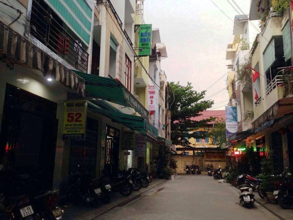 Khach san Hue tang gia, khach khong goi duong day nong hinh anh