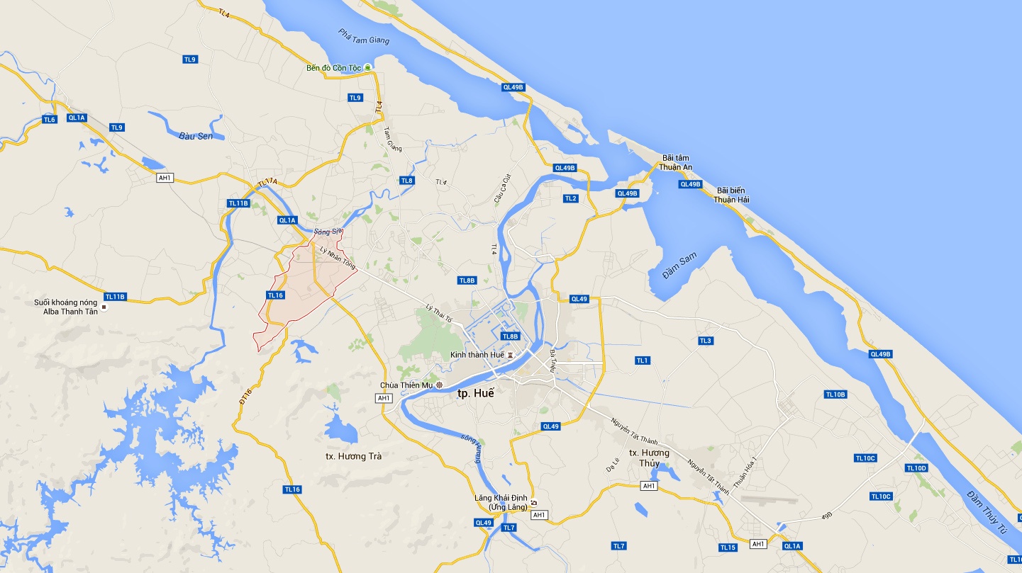 Xe container chở ôtô bốc cháy dữ dội trên đường ảnh 3 Xe container cho oto boc chay du doi tren duong anh 3