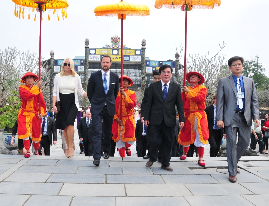 Hue mien phi tham quan cho khach Viet ngay 2/9 hinh anh