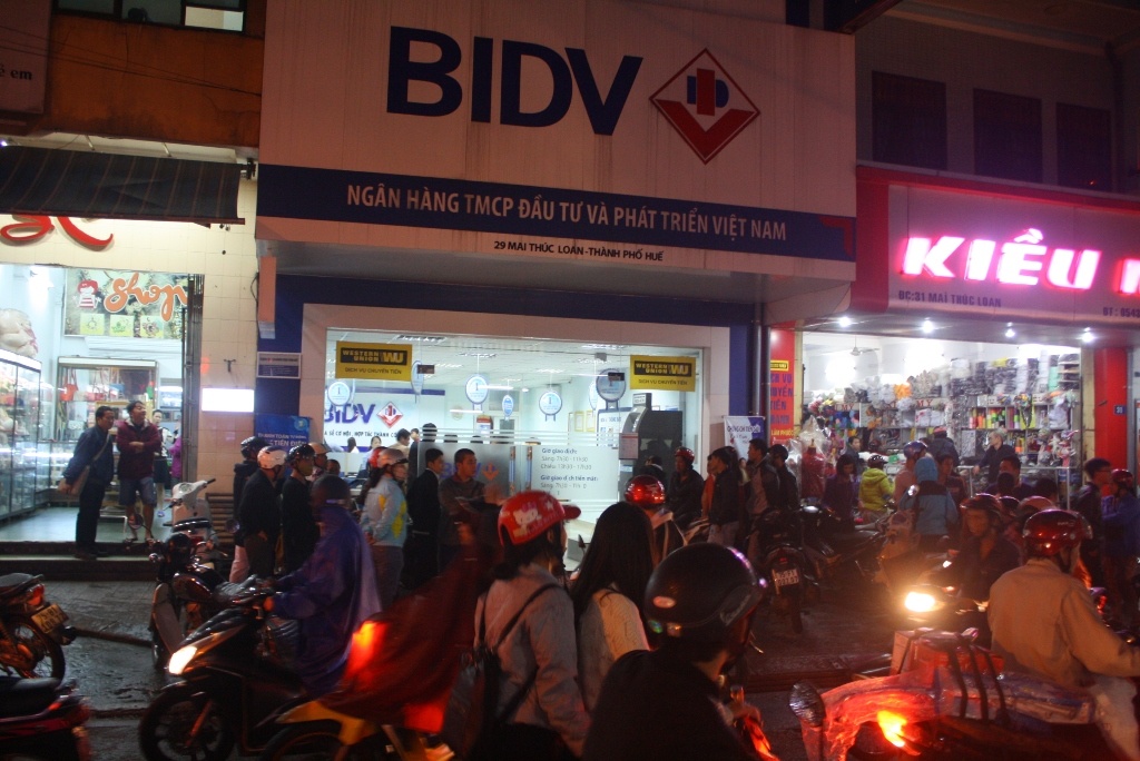 Khong co thuong tien cho nguoi bao tin ten cuop anh 2