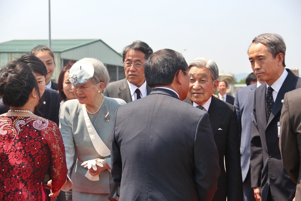 Nhat hoang ket thuc chuyen tham Hue anh 3