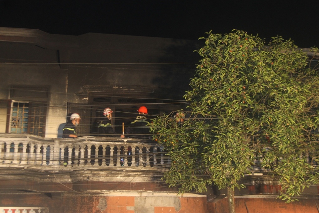 Chay co so lam khung anh o Hue anh 1