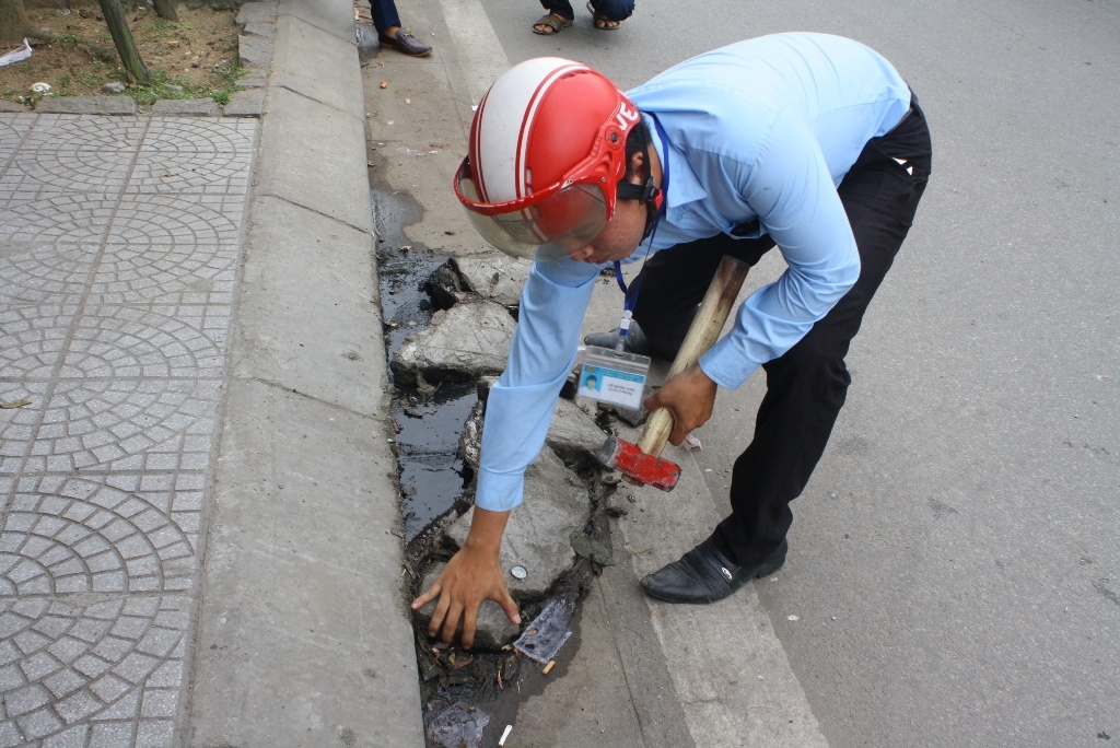 Lanh dao phuong doi lai via he anh 2