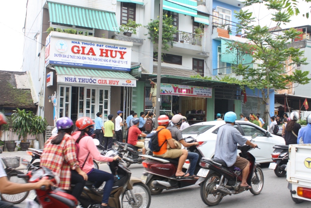 Lanh dao phuong doi lai via he anh 9