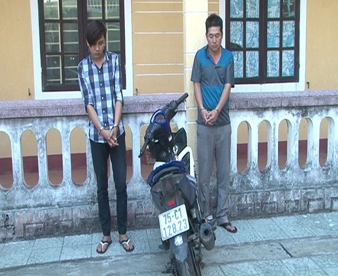 Sinh viên cướp tài sản của người đi đường ảnh 1 Sinh vien cuop tai san cua nguoi di duong anh 1